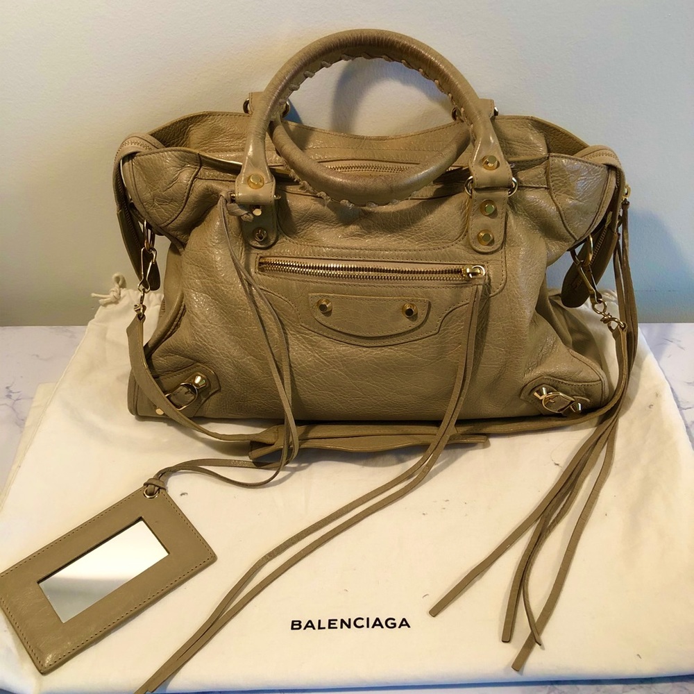 Balenciaga medium size ivory color city bag